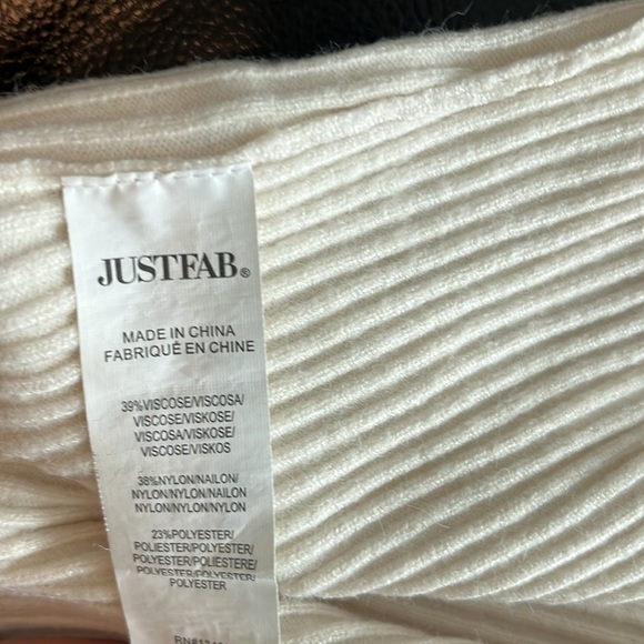 JustFab White Ribbed Sweetheart Neck Tube Top - Picture 4 of 4